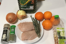 Ingredientes utilizados en receta de escabeche de pollo con romero y naranja