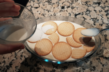 Galletas empapadas con leche